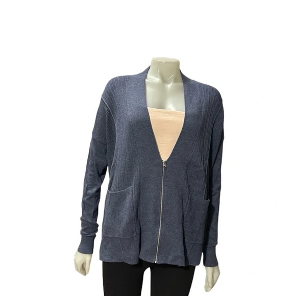 Abercrombie & Fitch Oversized  Knit Zip Up Cardigan Size Medium - Picture 3 of 10